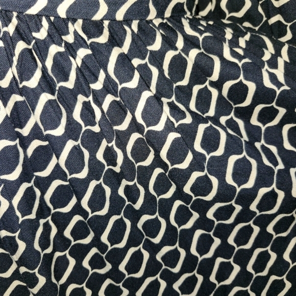 Geo babydoll dress in size Large NWT - Picture 7 of 14